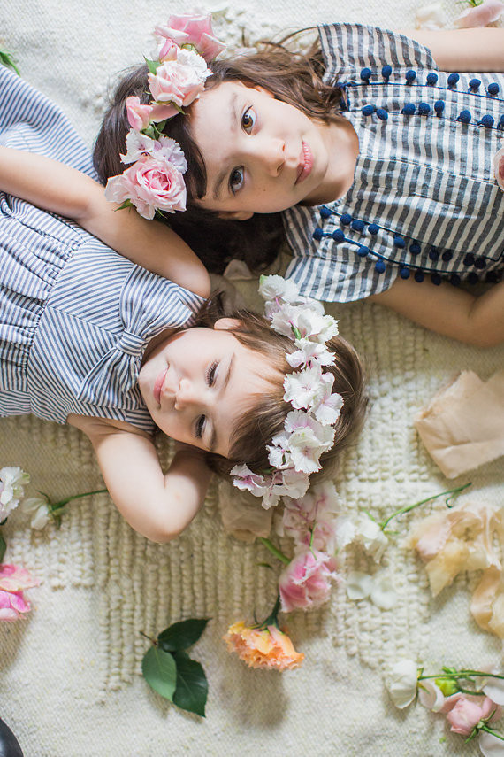 Mother daughter tea party by Bows and Arrows Flowers and NBarrett Photography | 100 Layer Cakelet