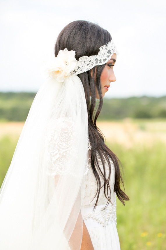 brides veil | Wedding & Party Ideas | 100 Layer Cake