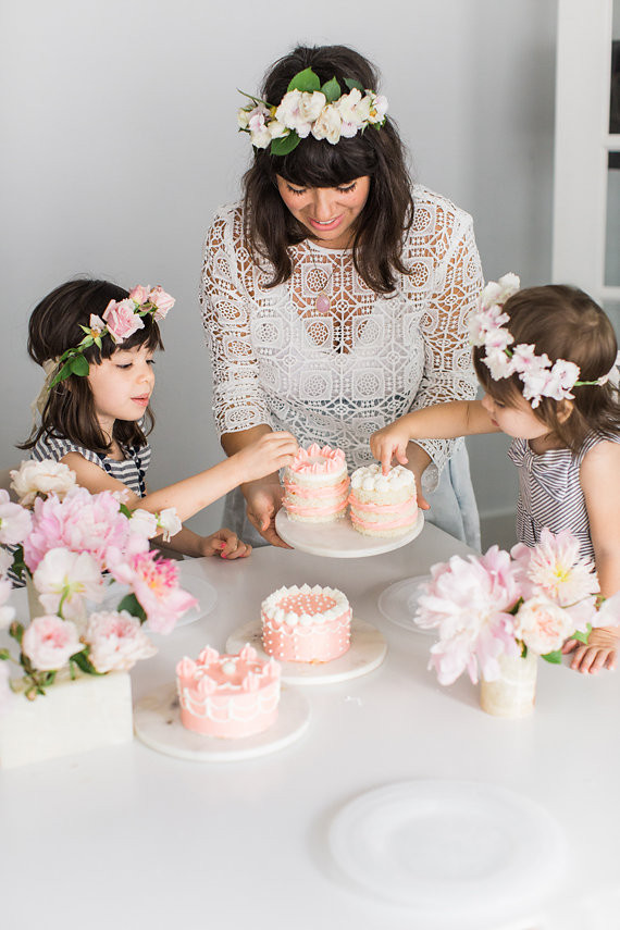 Mother daughter tea party by Bows and Arrows Flowers and NBarrett Photography 100 Layer