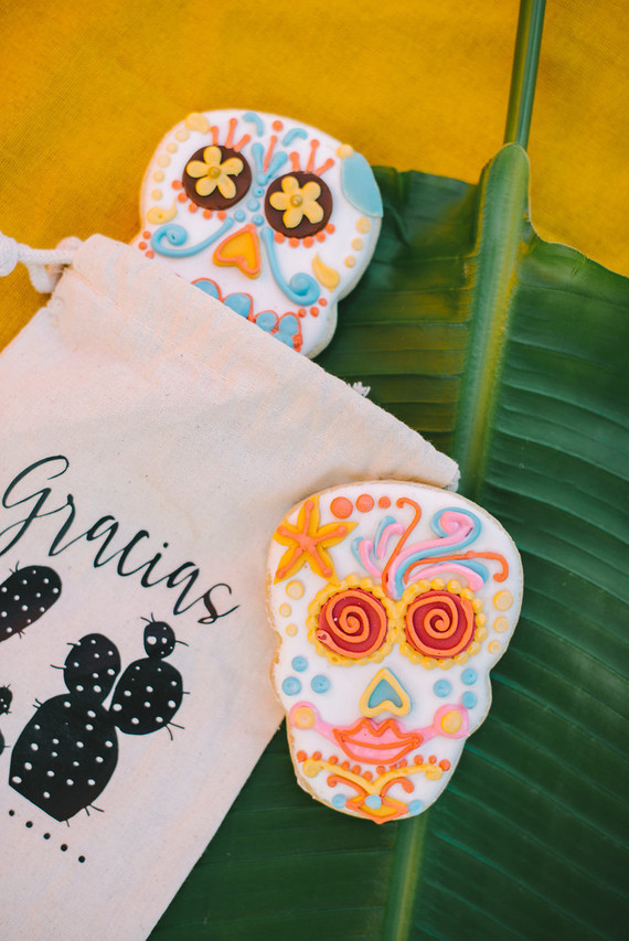 Mexican wedding favors Wedding & Party Ideas 100 Layer Cake