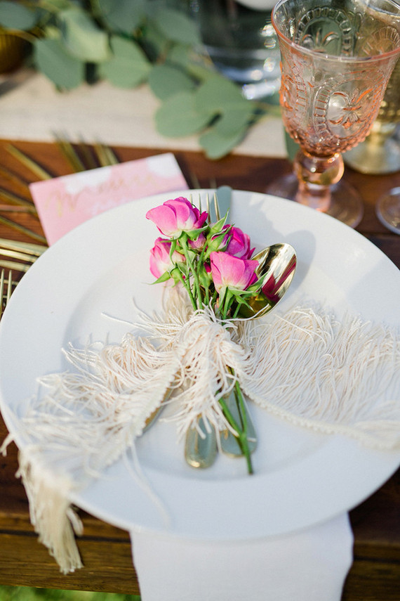 Place setting Wedding & Party Ideas 100 Layer Cake