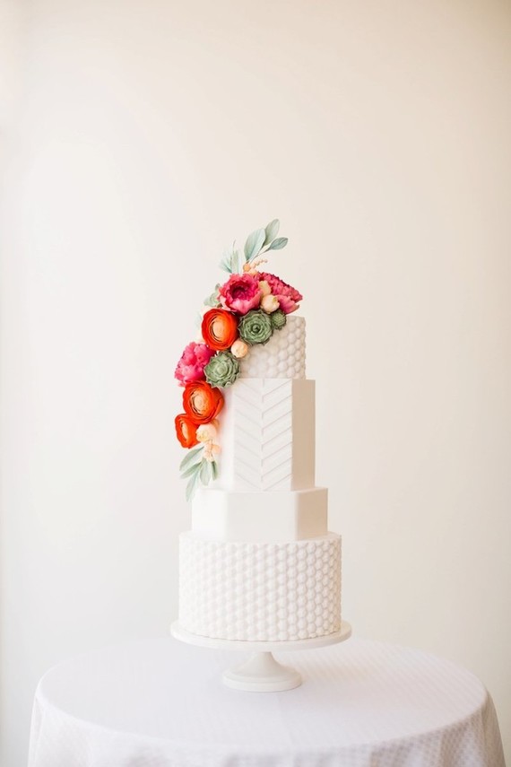Modern wedding cake | Wedding & Party Ideas | 100 Layer Cake