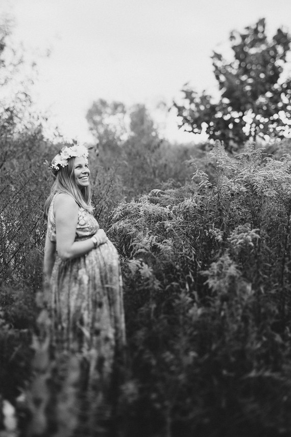 black and white vintage style maternity photos | Wedding & Party Ideas
