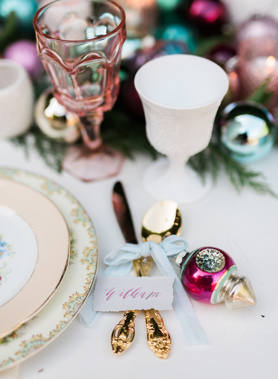 modern-holiday-decor-ideas-wedding-party-ideas-100-layer-cake