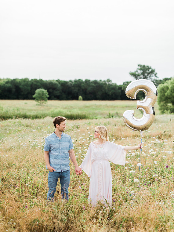 Pregnancy announcement photos | Wedding & Party Ideas | 100 Layer Cake