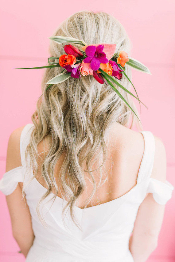 Tropical hairstyle Wedding & Party Ideas 100 Layer Cake