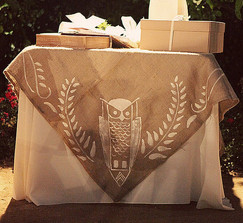 Scandinavian birds burlap square tablecloths