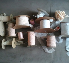 Lace spools