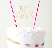 Crafty cake details