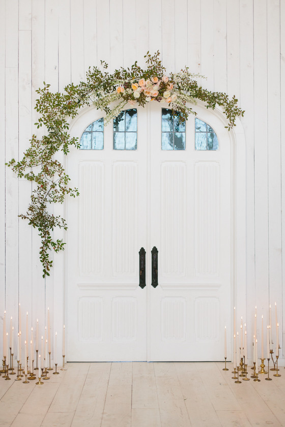 Floral ceremony arch DIY