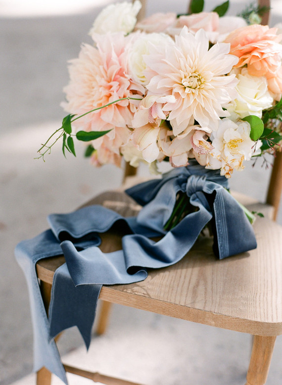 Pink dahlia floral bouquet