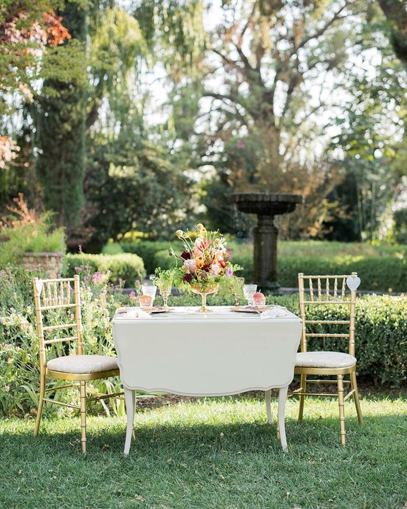 Garden wedding table