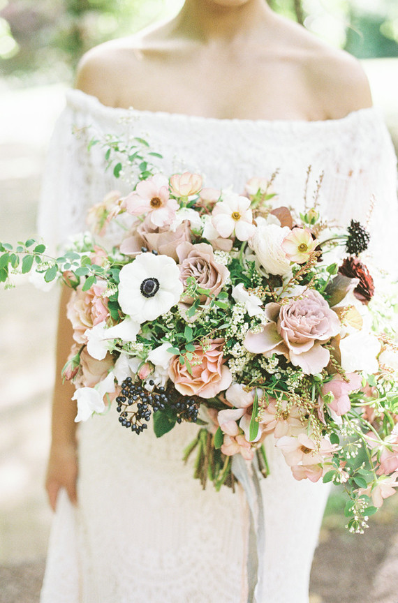 light purple bridal bouquet