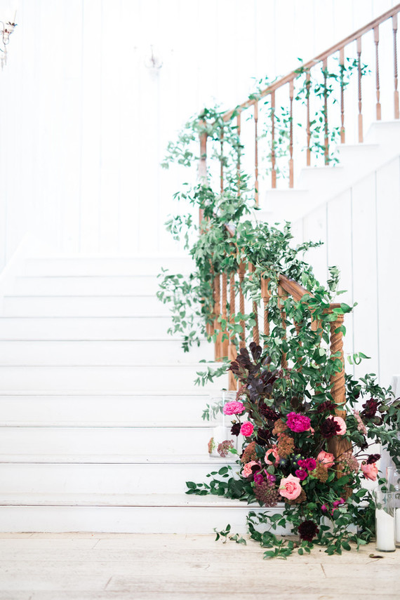 Floral design for staircase