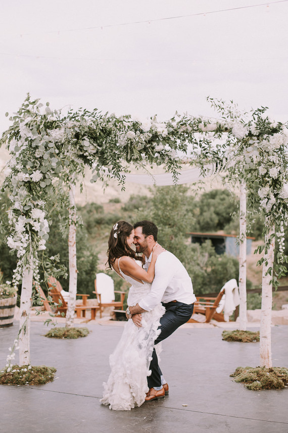 Glam Rustic Utah Wedding Rustic Barn Wedding 100 Layer Cake