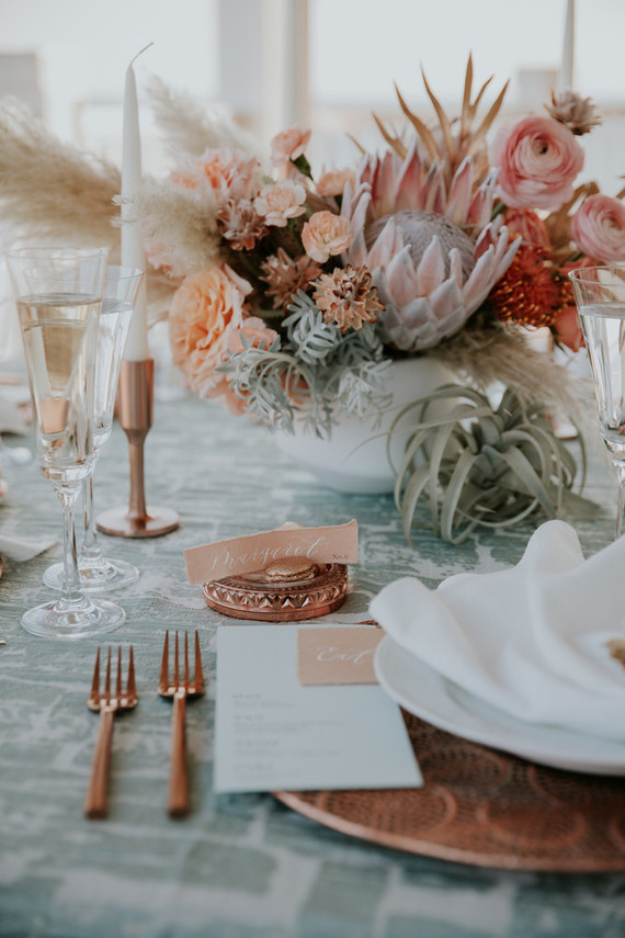 Spring 2019 wedding trend alert: pale mint and blush seaside editorial