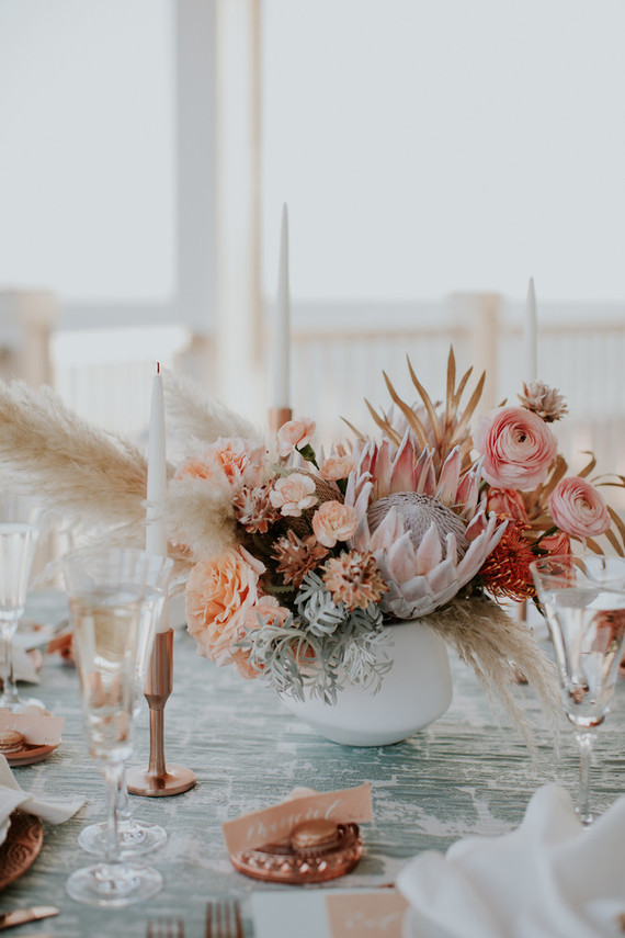 Spring 2019 wedding trend alert: pale mint and blush seaside editorial