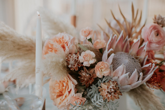 Spring 2019 wedding trend alert: pale mint and blush seaside editorial