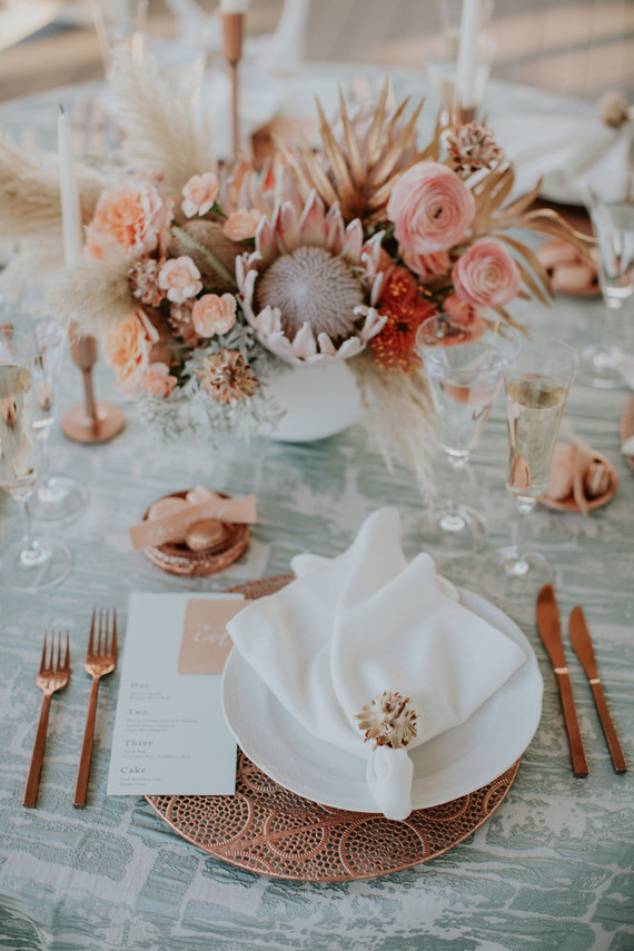 Spring 2019 wedding trend alert: pale mint and blush seaside editorial