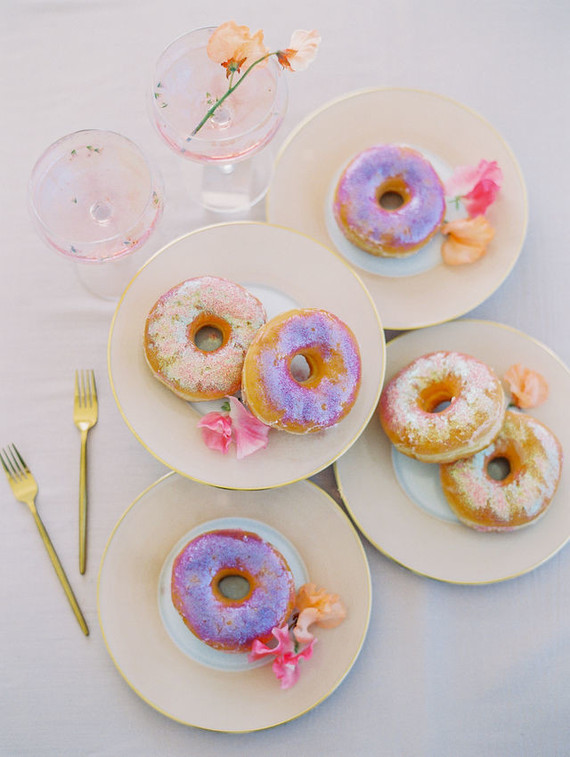 Pastel donuts