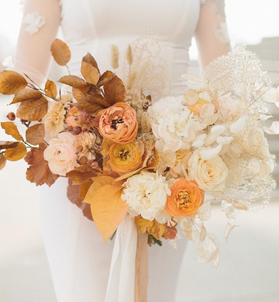 Gorgeous fall bridal bouquet