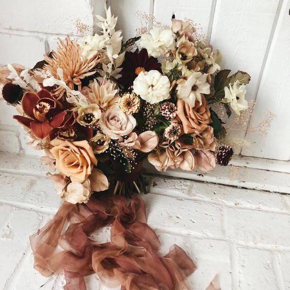 Gorgeous fall bridal bouquet