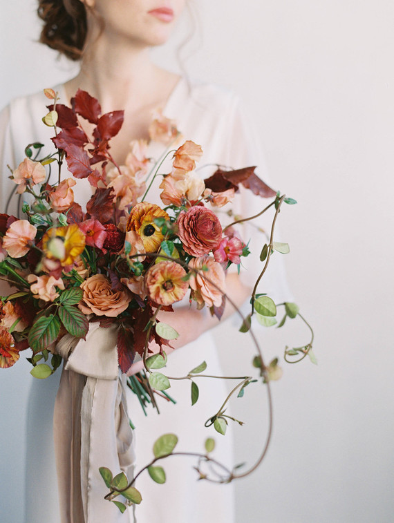 Gorgeous fall bridal bouquet