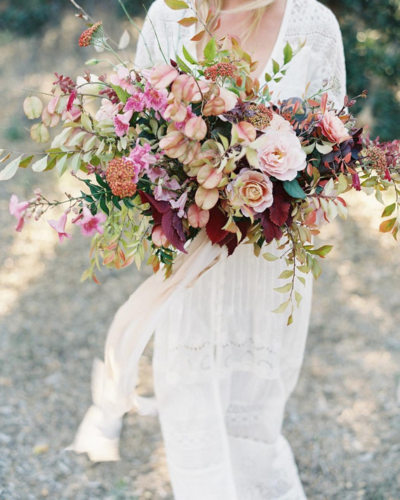 Gorgeous fall bridal bouquet