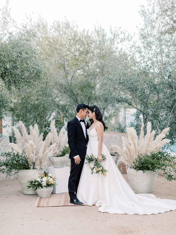 Ace Hotel Palm Springs Wedding Black And White Wedding 100 Layer Cake