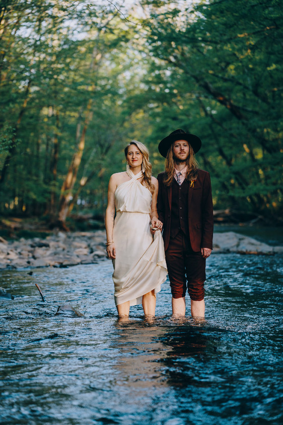 Elopement in the woods