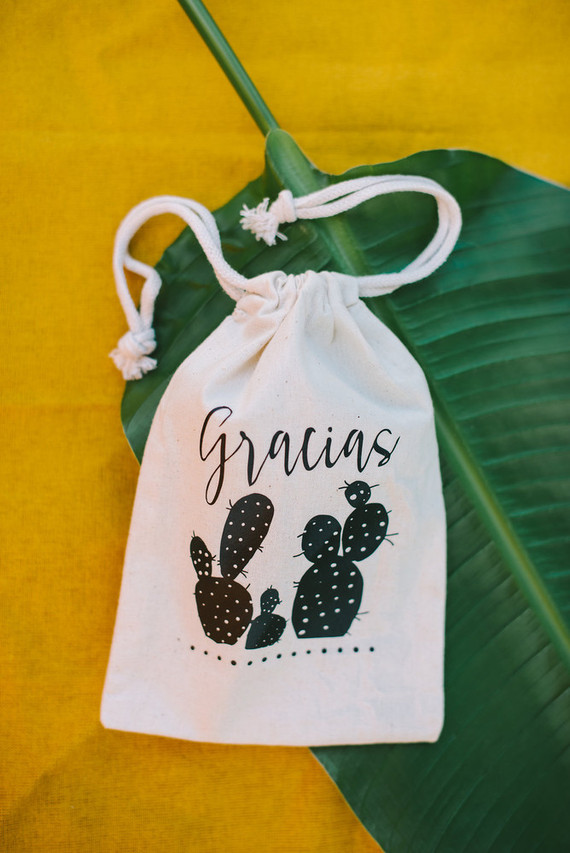 Mexican wedding favors Wedding & Party Ideas 100 Layer Cake