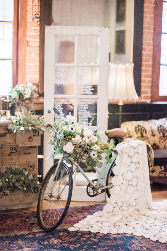 vintage romantic wedding decor | Wedding & Party Ideas | 100 Layer Cake
