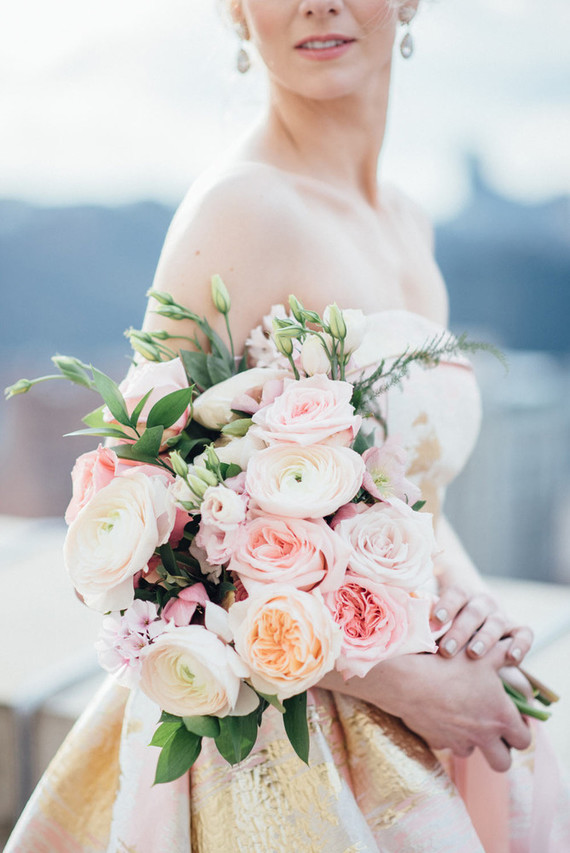 Spring bridal bouquet | Wedding & Party Ideas | 100 Layer Cake